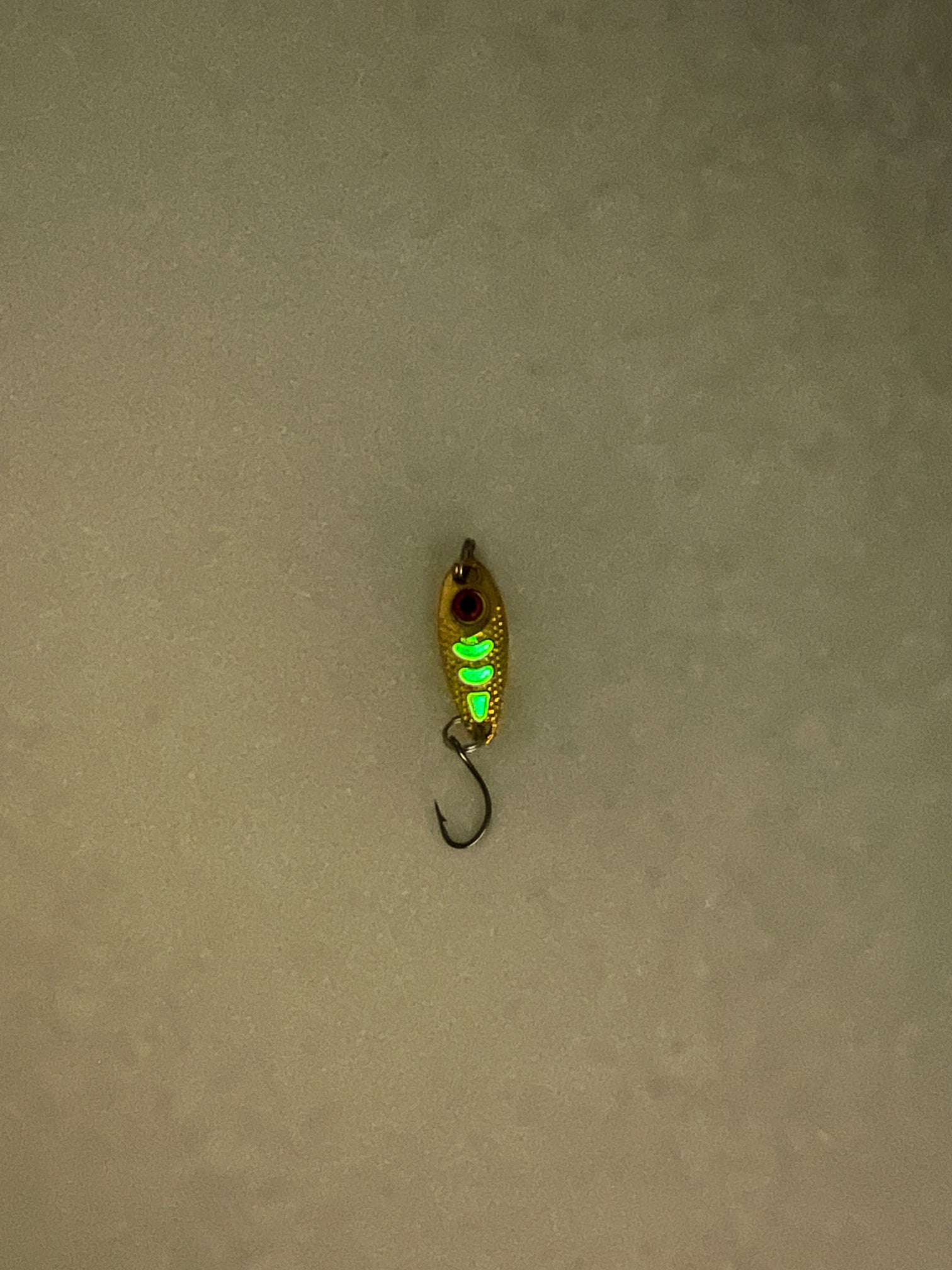 Micro Spoon Fly Pattern Micro-Spoon gold – Panfish Slayers